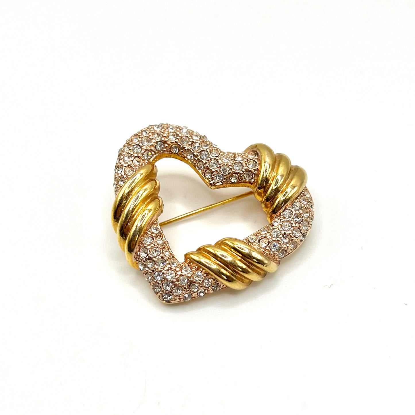 Broche coeur strass